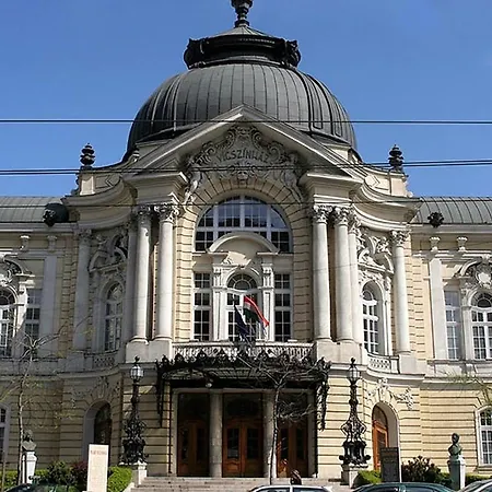 Apartment Cozy And Quiet Near The Parliament Budapest