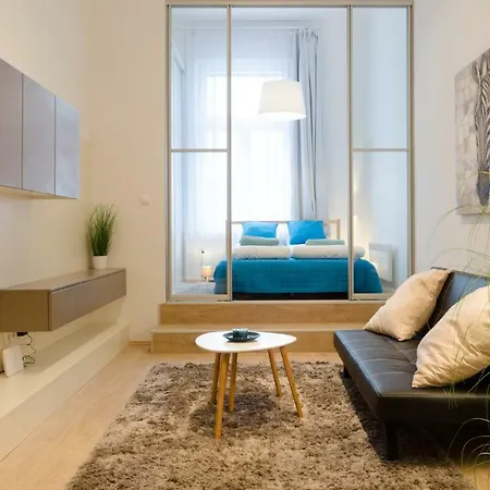 Cozy And Quiet Near The Parliament Apartment Budapest